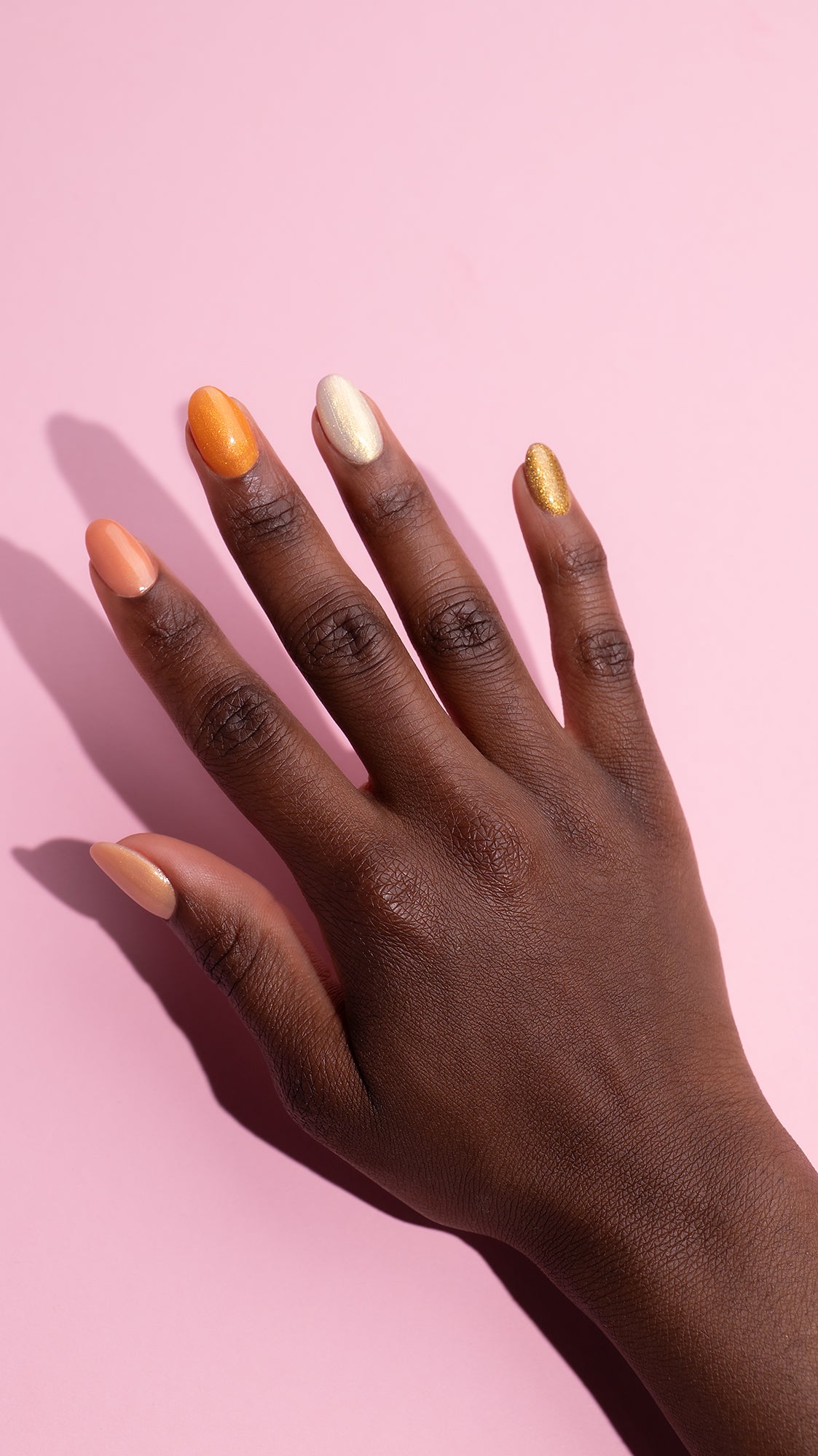 Ongles Pearl : tendance incontournable de cet été