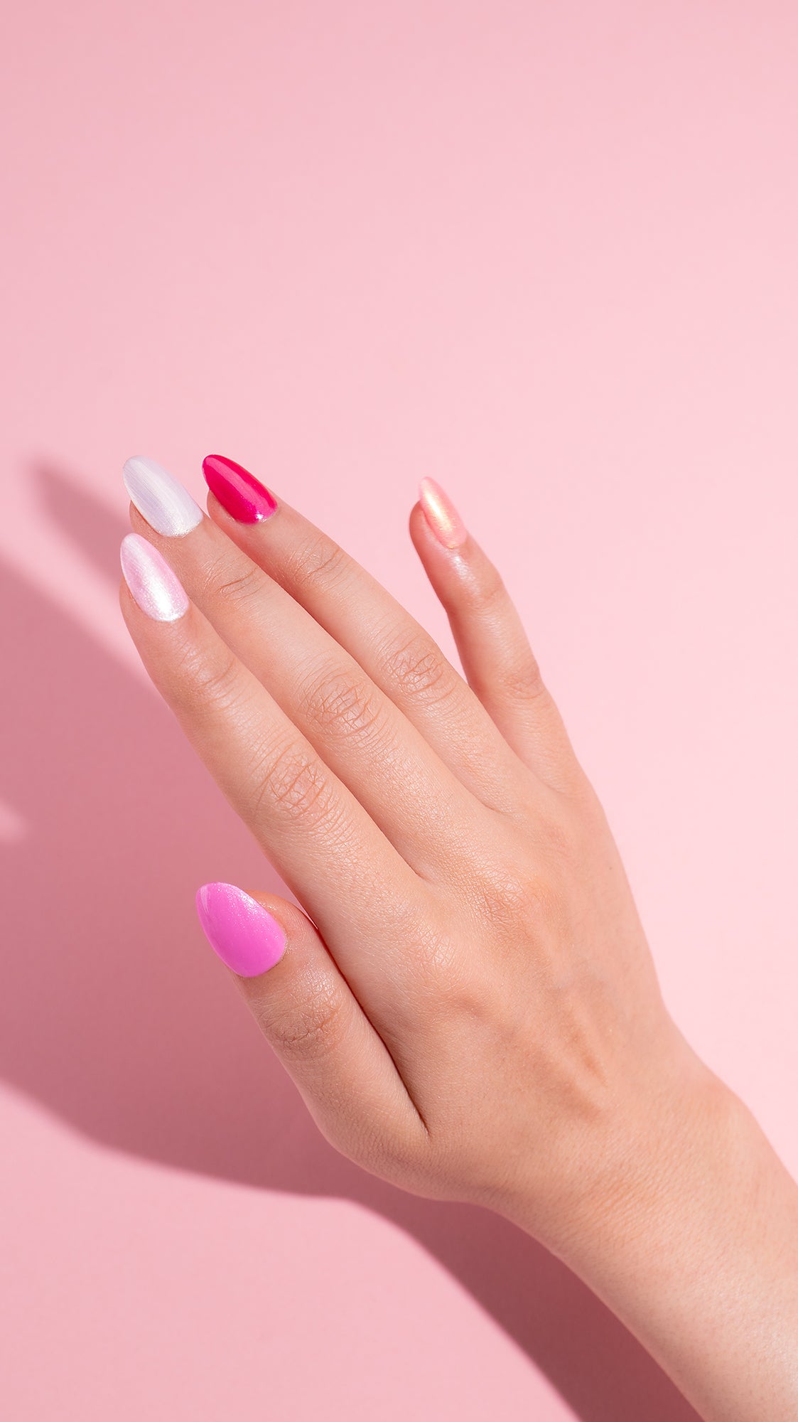 Ongles Pearl : tendance incontournable de cet été