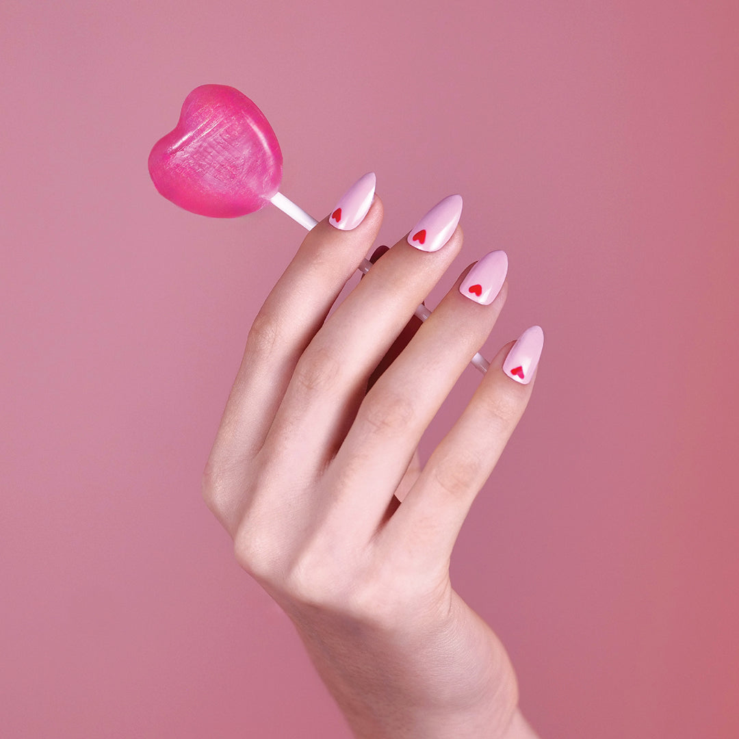 Manucures Saint-Valentin 2025