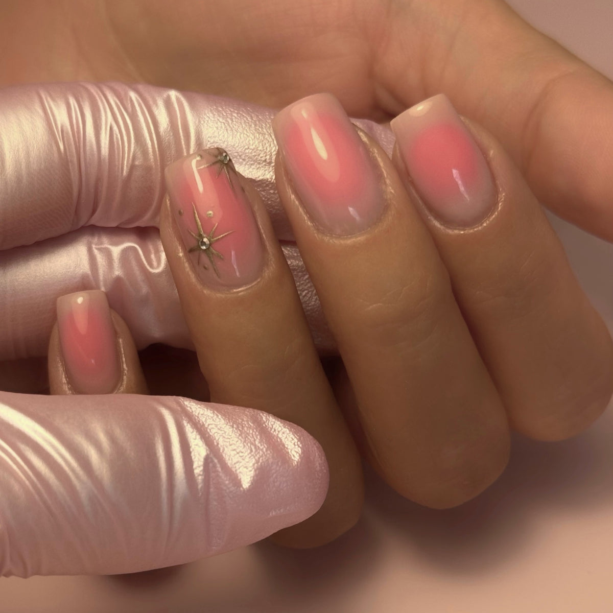 Comment faire un blush nail sur ongles