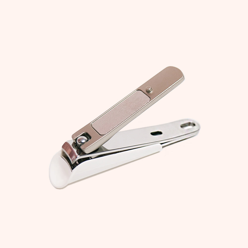 Coupe-ongles avec protection